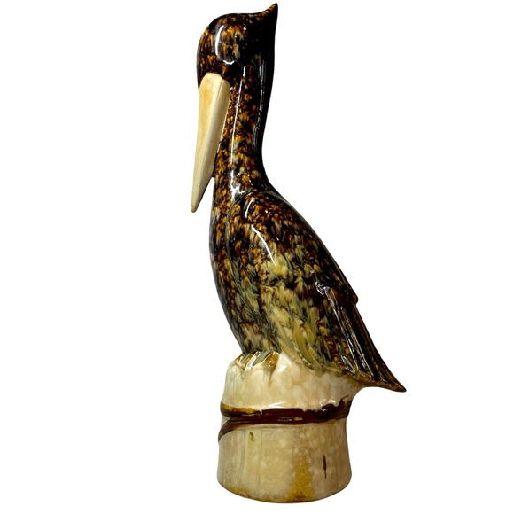 Ceramic Sitting Pelican Statue With Glaze - Picture 1 of 8